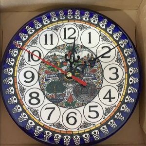 Porcelain clock